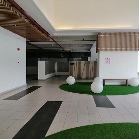 Conezion Residence Putrajaya Nearby Ioi City Mall Exterior photo